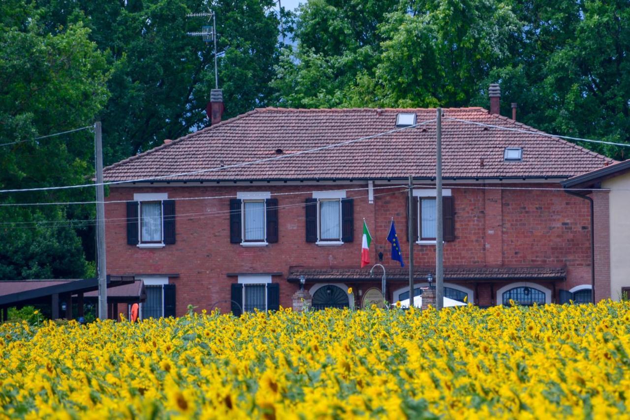 Le Tuie Villa Bologna Buitenkant foto