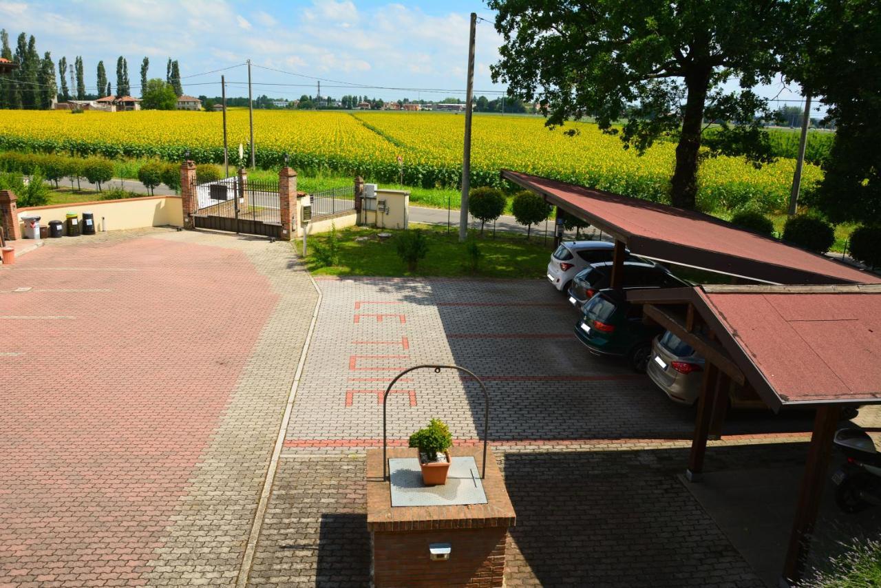Le Tuie Villa Bologna Buitenkant foto