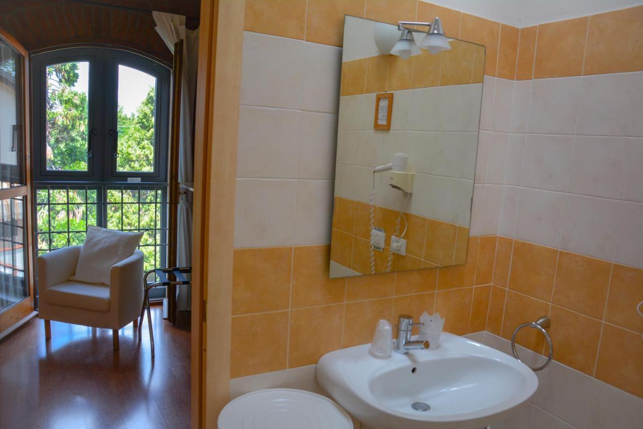 Le Tuie Villa Bologna Buitenkant foto