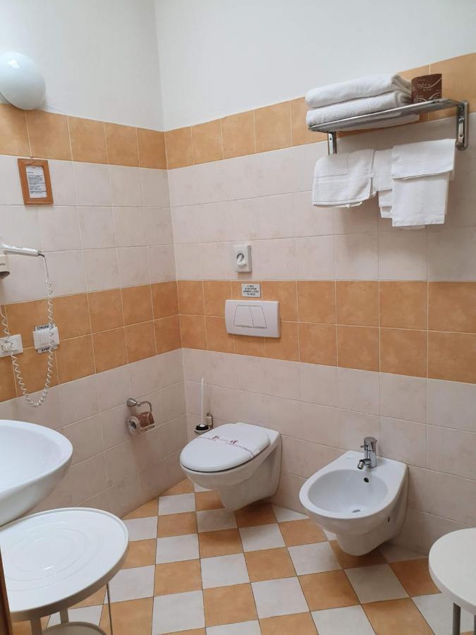Le Tuie Villa Bologna Buitenkant foto